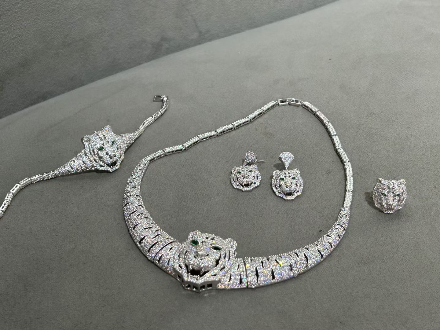4pcs Zirconia Jewelry Set